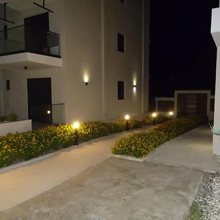 Nelli's Penthouse Apartment *