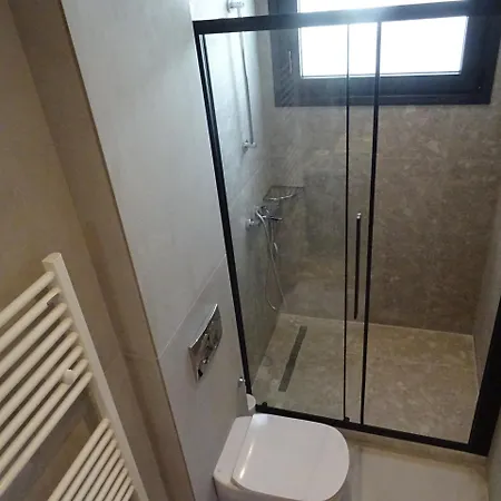 Nelli's Penthouse Appartamento