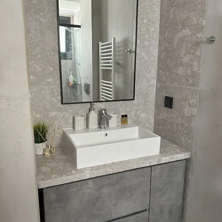 Nelli's Penthouse עיר רודוס
