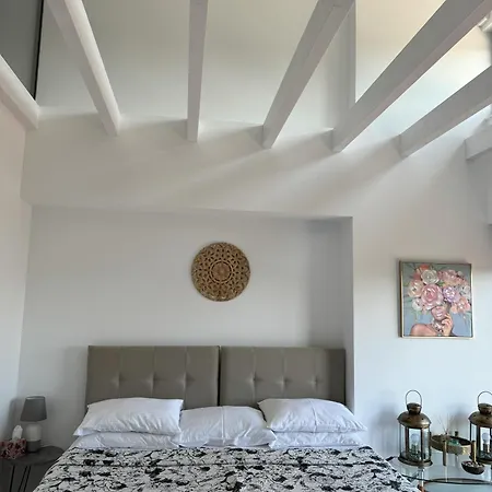 Nelli's Penthouse דירה *