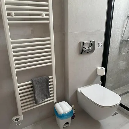 Nelli's Penthouse דירה *